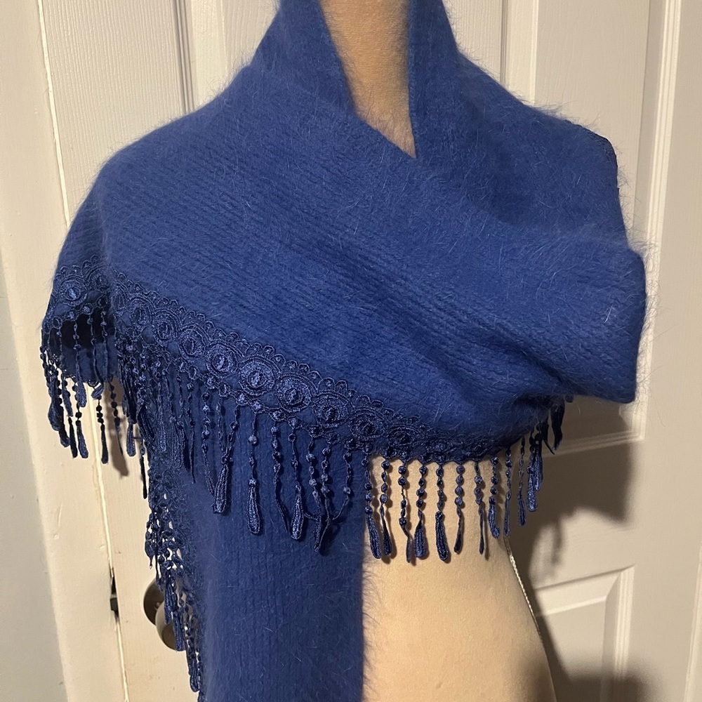 Venesha Elegant Blue Fringed Angora Nylon Women's Shawl 64x8